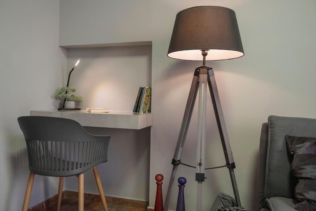Beautiful Apt In Glyfada Center, Papandreou Street Athen Exterior foto